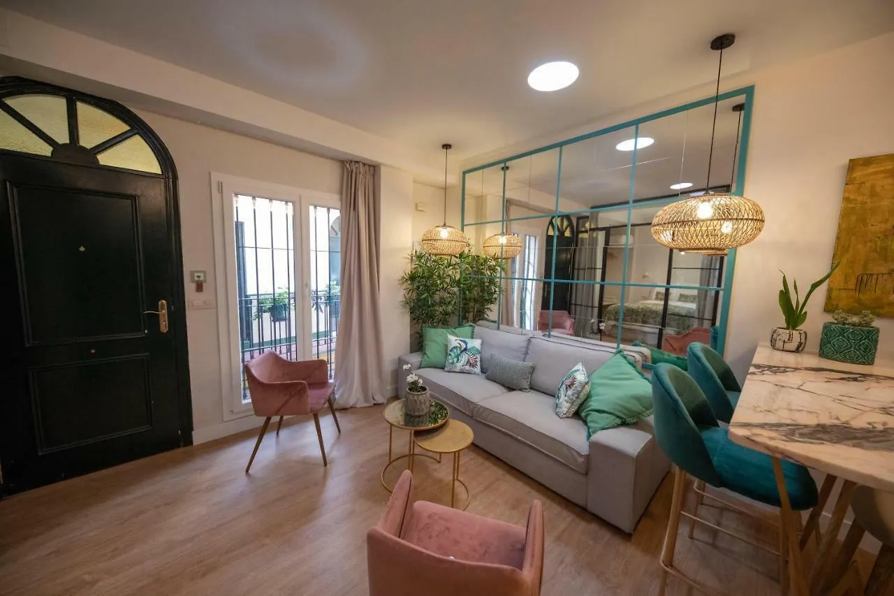 Cosy Apartment With Terrace In The Centre Of Seville